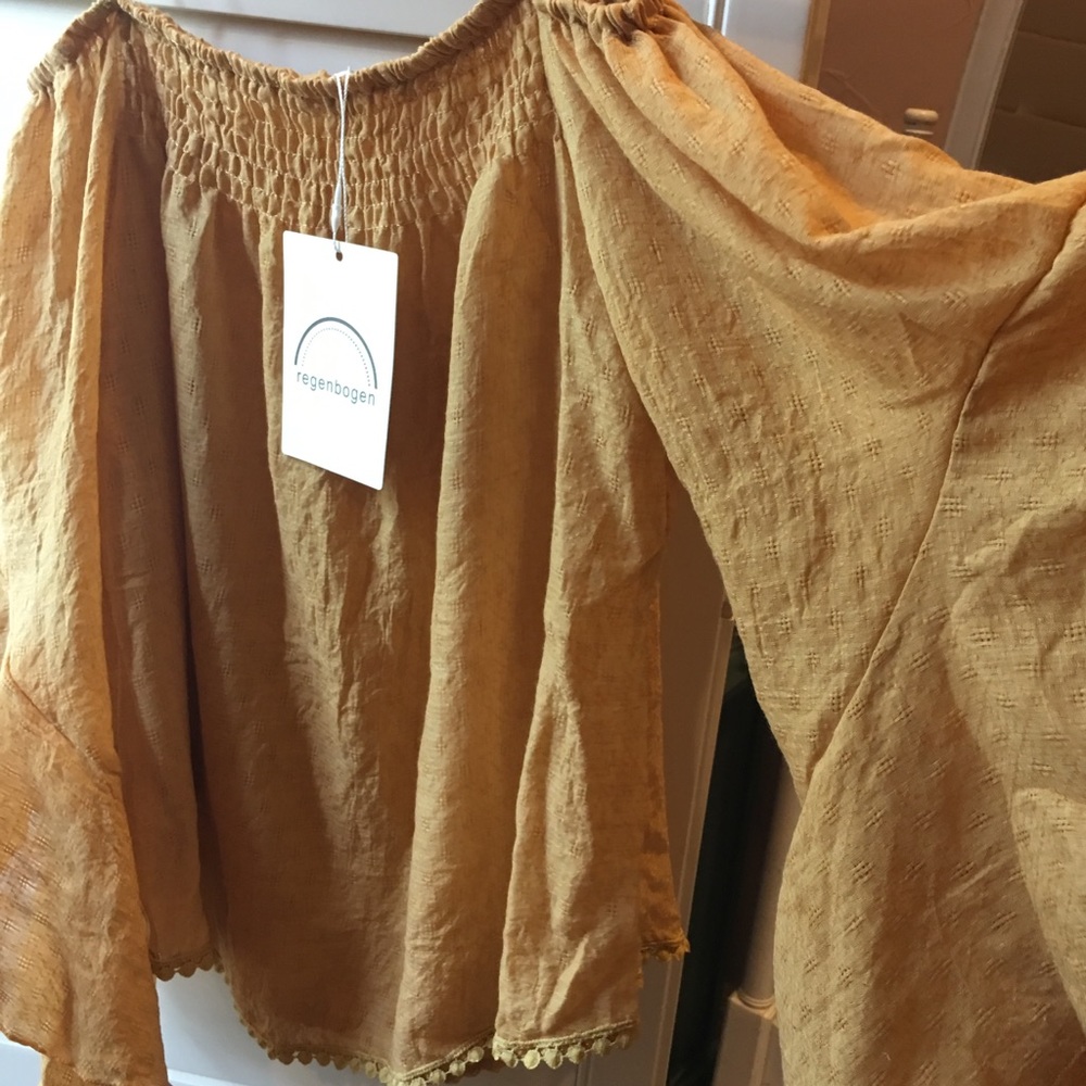 Golden Smock Top - Picture 5 of 5